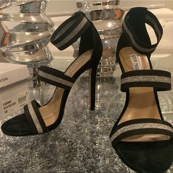 Steve Madden Carina triple strap sandals. - Picture 6 of 10